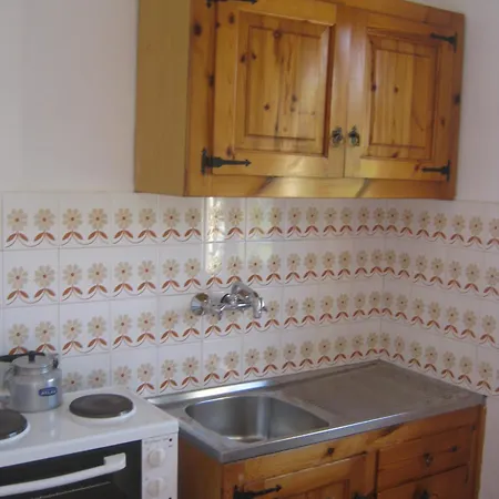 Elena Paleokastritsa